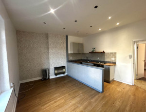 gates_4223 - Blacker Road, Mapplewell, Barnsley