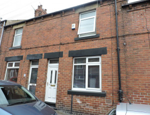 gates_4202 - Bridge Street, Darton, Barnsley gates_4202 - Bridge Street, Darton, Barnsley