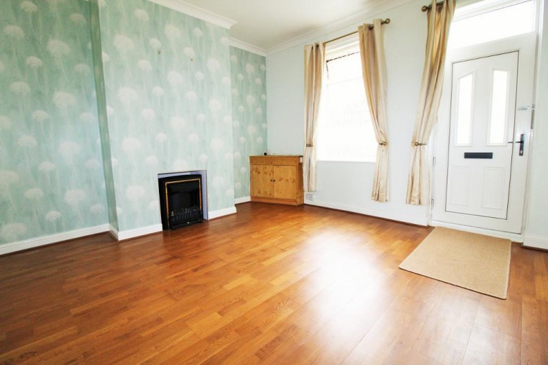 2 Bedroom End Terraced For Sale In Barnsley